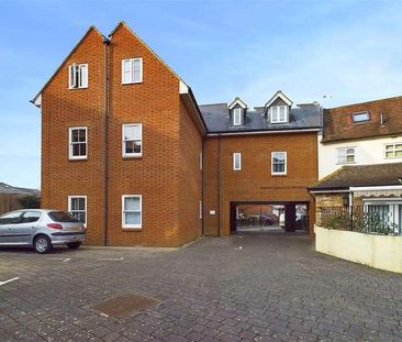 Monument Green, Weybridge, KT13 - Photo 5