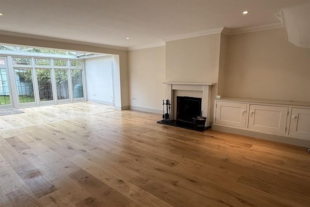3 bedroom terraced house to rent - Photo 1