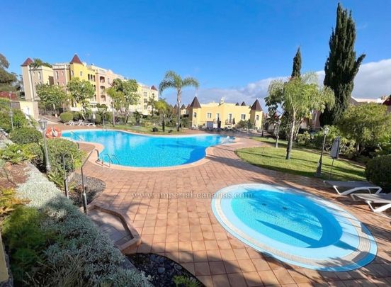 hermoso apartamento de una habitación a pocos minutos de Puerto de la Cruz, en un bonito edificio residencial con piscina y jardines. - Photo 1