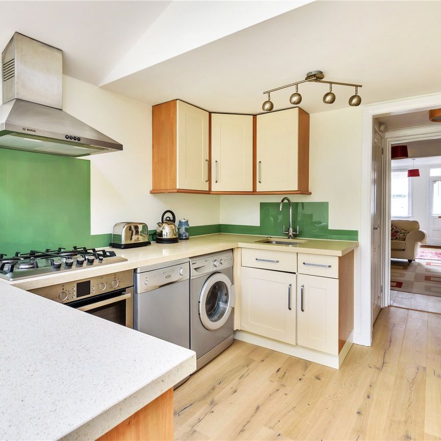 2 bedroom house to rent - Photo 1