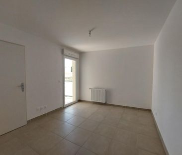 location Appartement T2 DE 44m² À CAVAILLON - Photo 6