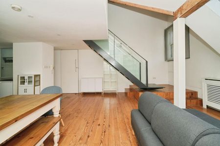 2 bedroom penthouse to rent - Photo 2