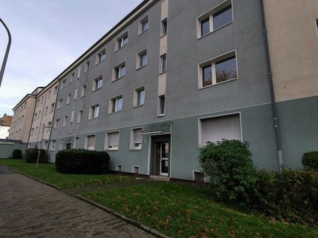 Hier fühlen Sie sich wohl: individuelle 2-Zi.-Whg. mit Balkon - Foto 2