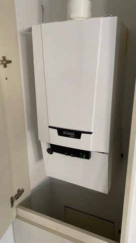 sehr großzügige 2-Zi.-Whg., 2 Bäder, Lift, Garage - Photo 5