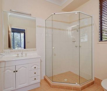 4 Hoya Close, North Lakes QLD 4509 - House For Rent - $670 | Domain - Photo 5