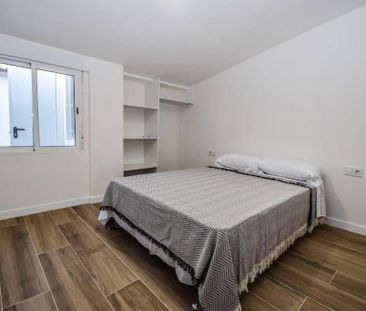 Luxury Villa for rent in Daimés, Spain - Photo 5