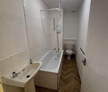 1 Bed Flat, Rochdale Road, M9 - Photo 5