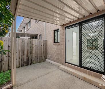 SOUGHT AFTER COMPLEX LIVING! - Photo 6