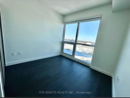 For Lease - 85 Mcmahon Drive Unit# 1009, Toronto, Ontario - Photo 2