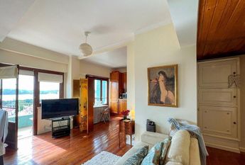 2 Bedroom Apartment with balcony, Belém, Lisboa