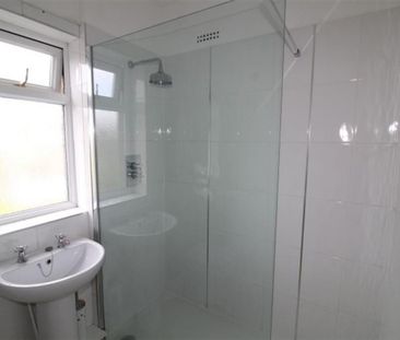 Grange Avenue, Thornbury, Bradford, BD3 7BB - Photo 1