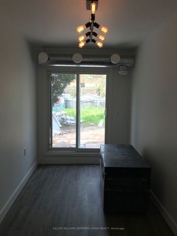 For Lease - 344 Bartlett Avenue Unit# Room 3, Toronto, Ontario - Photo 4