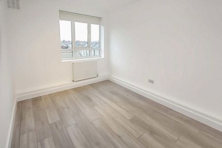 4 bedroom flat to rent - Photo 5