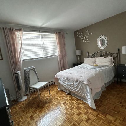 Magnifique 4 1/2, Rez-de-chaussé - Photo 1