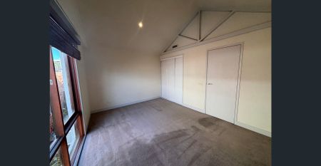 Heritage warehouse conversion - Photo 2