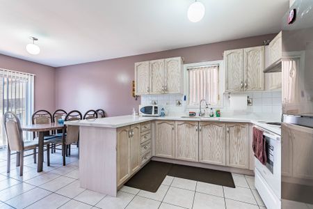 For Lease - 62 Long Meadow Road Unit# Upper Portion, Brampton, Ontario - Photo 4