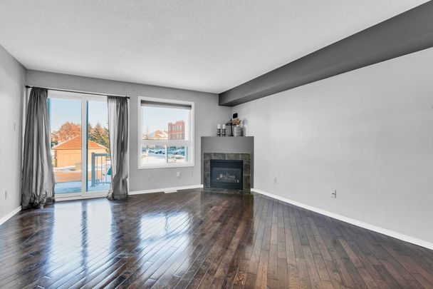 For Lease - 870 Longfields Drive, Barrhaven, Ontario - Photo 1