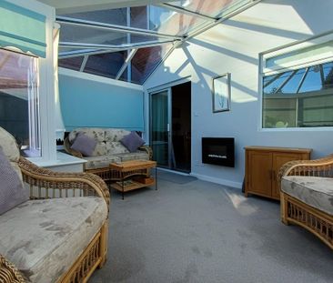 4 bedroom detached house to rent - Photo 3