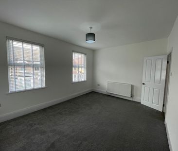 2 Bed Flat, Napier Road, N17 - Photo 1
