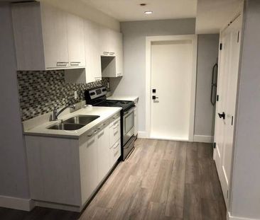 2 bedroom suite for rent - Photo 2