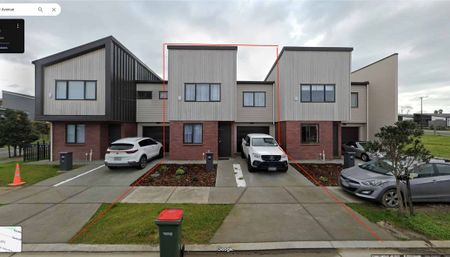 Lovely townhouse with a spacious backyard - Photo 4