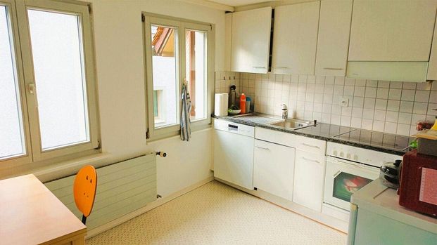 Helle und schöne 3.5 Zi-Whg. mit Balkon zu vermieten - Photo 1