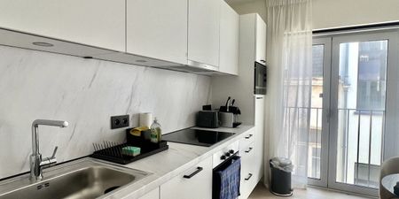 Appartement te huur in Brussel voor € 1.250 met 1 slaapkamer - Photo 3