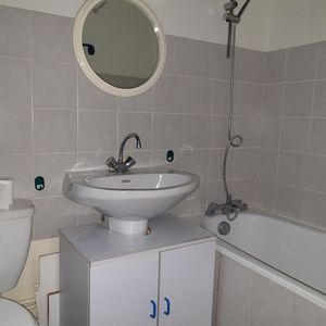 Location Appartement 1 pièce 20m² - Photo 2