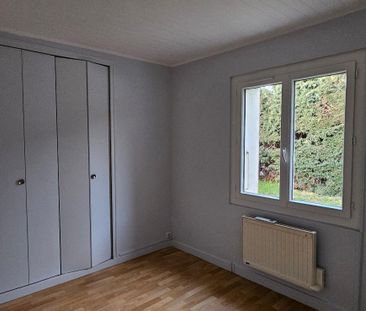 Location Appartement 2 pièces 32m² ST LAGER BRESSAC 07210 - Photo 1