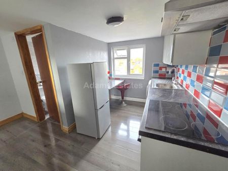 Studio to rent - Photo 5