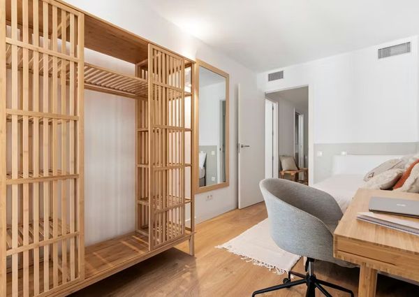 Carrer de Sors, Barcelona, Catalonia 08024