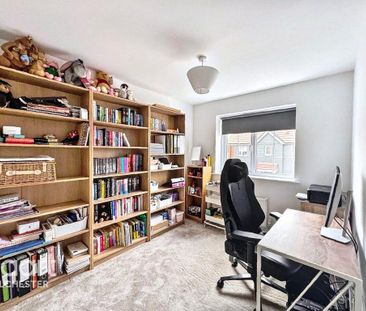 4 bedroom detached house to rent - Photo 5