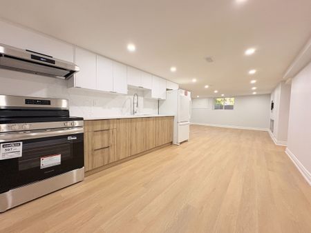 For Lease - 202 Victoria Road Unit# Basement, Guelph, Ontario - Photo 4