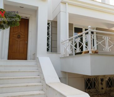 Μεζονέτα 350 τ.μ. προς ενοικίαση - Photo 1