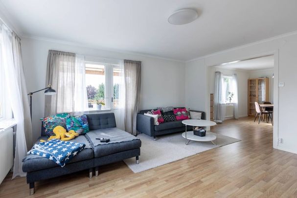 Verkstadsgatan, Heby - Photo 1