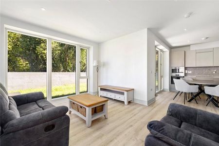 1 Woodview Kylemore Wood Killiney Co Dublin - Photo 2
