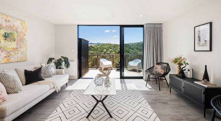 SUNNY, MODERN, & TRANQUIL - Photo 4