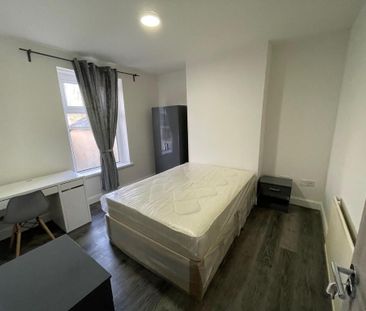 4 bedroom house to rent - Photo 4