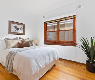 40 Bird Avenue, Northcote, Vic 3070 - Photo 2