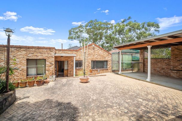 Spacious Family Home - Photo 1