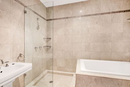 Stunning inner city terrance in the heart of Chippendale - Photo 3