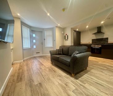 1 Bed Flat, Regent Terrace, LS6 - Photo 5