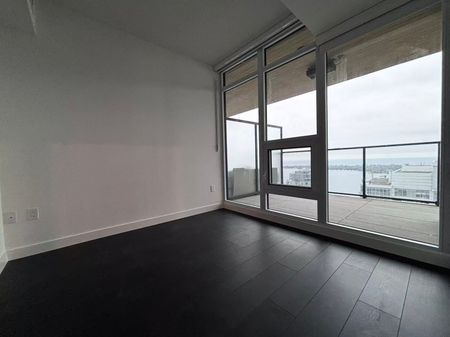 For Lease - 1 Concord Cityplace Way Unit# 4707, Toronto, Ontario - Photo 4