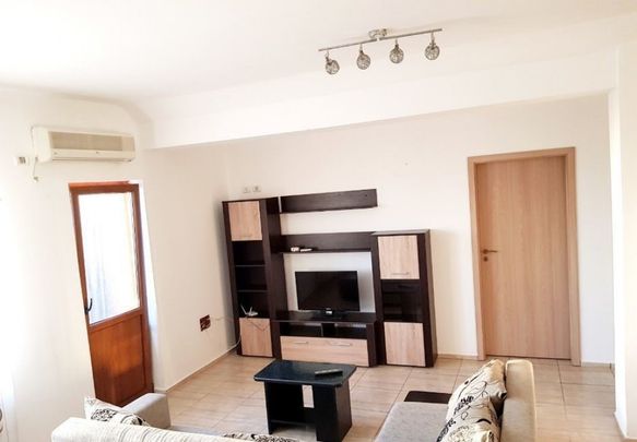 2 camere - zona Baicului TOTUL NOU - Fotografie 1