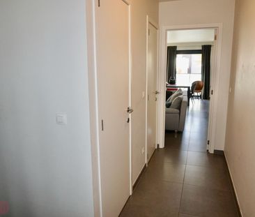 Mooi recent appartement met 2 slaapkamers, staanplaats en kelder op... - Foto 6