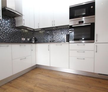 2 bedroom apartment to rent - Photo 6