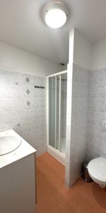 Location Appartement 2 pièces 29m² CARNOUX EN PROVENCE 13470 - Photo 4