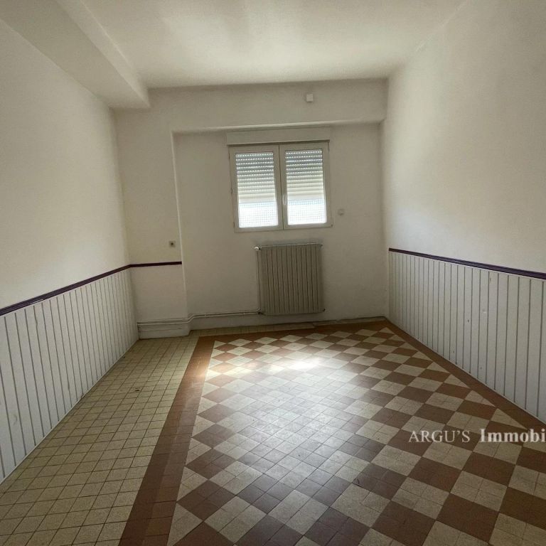 Location Maison 4 pièces 136m² - Photo 1