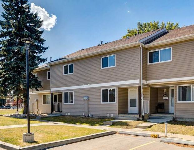 Hartford County Townhomes | 14 Horner Rd NW, Edmonton - Photo 1