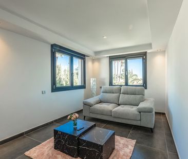 Detached Villa in Nueva Andalucía - Photo 5